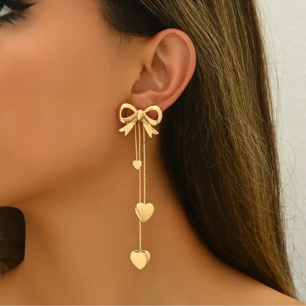 NEW! Elegant Gold Bow and Heart Drop Earrings. 🎀💛 Daily Cute Earrings. A7-236